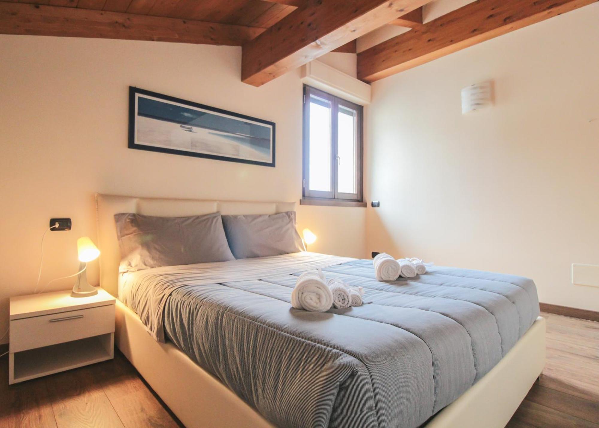Appartamento Al Porto Pianello Del Lario Exterior foto